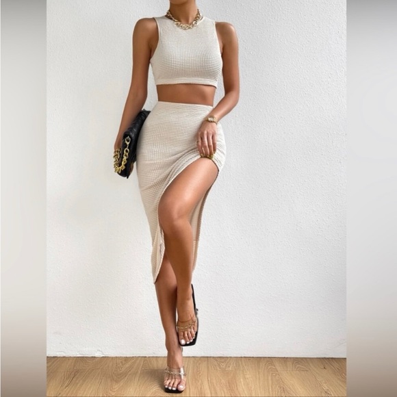 SHEIN Dresses & Skirts - NWOT two piece shirt and top set